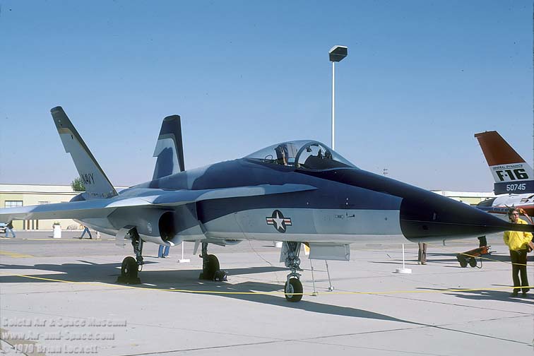 1%2011%20YF-17%2072-1570%20right%20front
