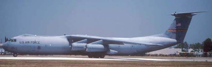 Air Force Reserve Lockheed C-141B Starlifter, 63-8084