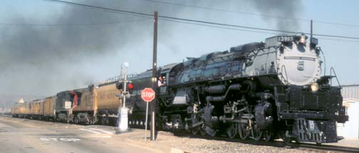 Union Pacific Challenger 3985, August 20, 2000