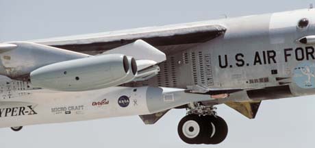 NASA NB-52B takes off with the X-43A
