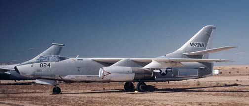 Douglas RA-3B Skywarrior, N571HA 