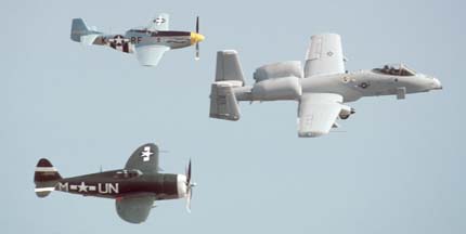 North American P-51D Mustang, N2580 and Republic P-47G Thunderbolt, N3395G