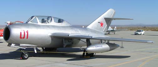 MiG-15 UTI Mongol, N41125