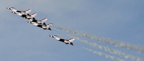 General Dynamics F-16 Fighting Falcons of the U. S. Air Force Thunderbirds