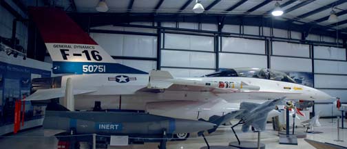 General Dynamics YF-16B Fighting Falcon, 75-0751