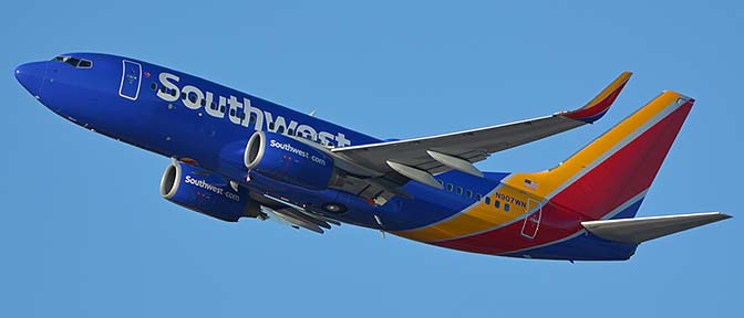 Southwest Boeing 737-7H3 N907WN, Phoenix Sky Harbor, September 17, 2017