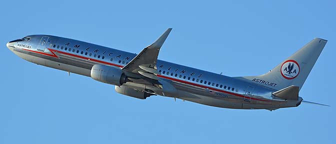 American Boeing 737-823 N905NN in heritage Astrojet livery, Phoenix Sky Harbor, September 17, 2017