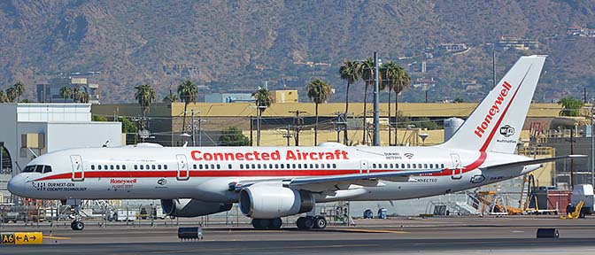 Honeywell Boeing 757-225 N757HW, Phoenix Sky Harbor, September 30, 2017