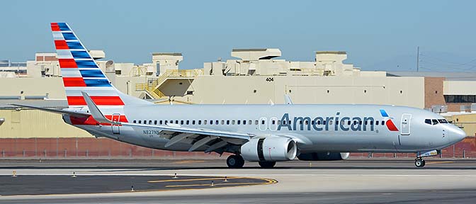 American Boeing 737-823 N827NN, Phoenix Sky Harbor, September 30, 2017