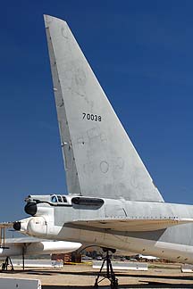 Boeing B-52F Stratofortress 57-0038
