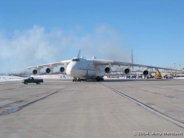 https://www.air-and-space.com/Antonov%20An-225/ViperI6%20antonov%20039%20l.jpg